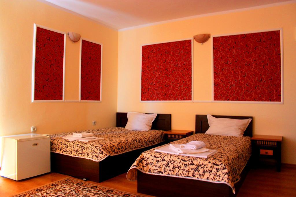 Ryor Hotel Солнечный берег Номер фото
