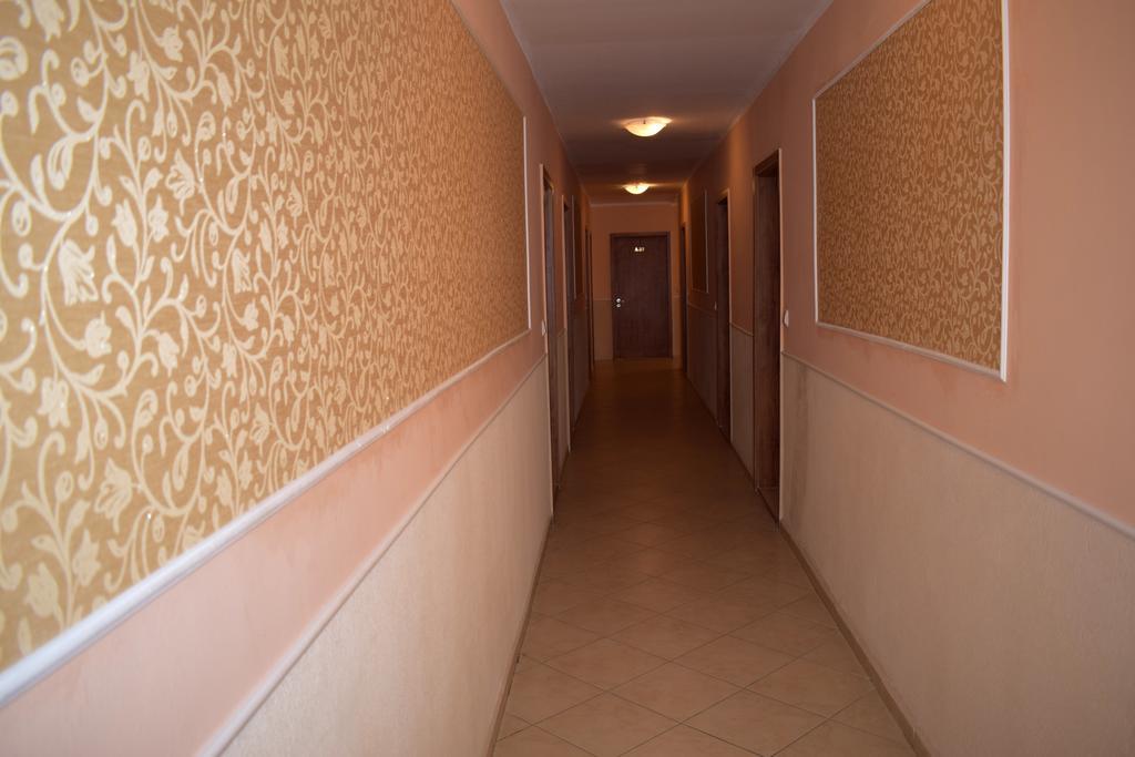 Ryor Hotel Солнечный берег Экстерьер фото