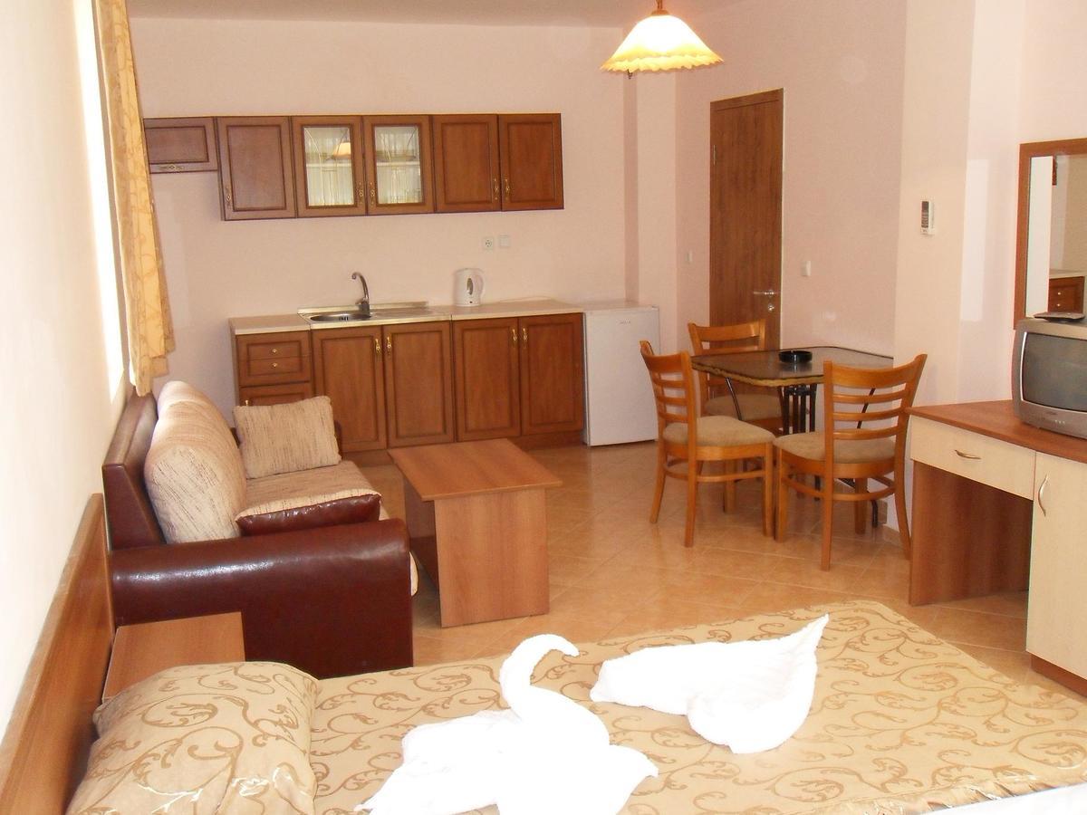 Ryor Hotel Солнечный берег Экстерьер фото